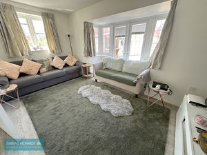 Sitting Room- click for photo gallery